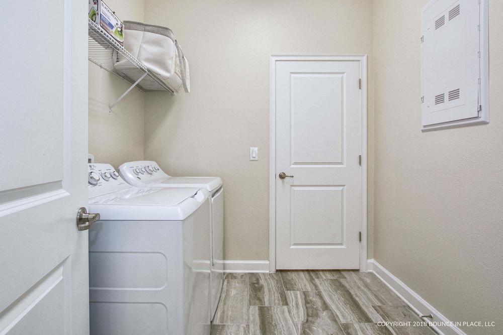 Chic Home Themed Bedrooms Game Room Best Spot