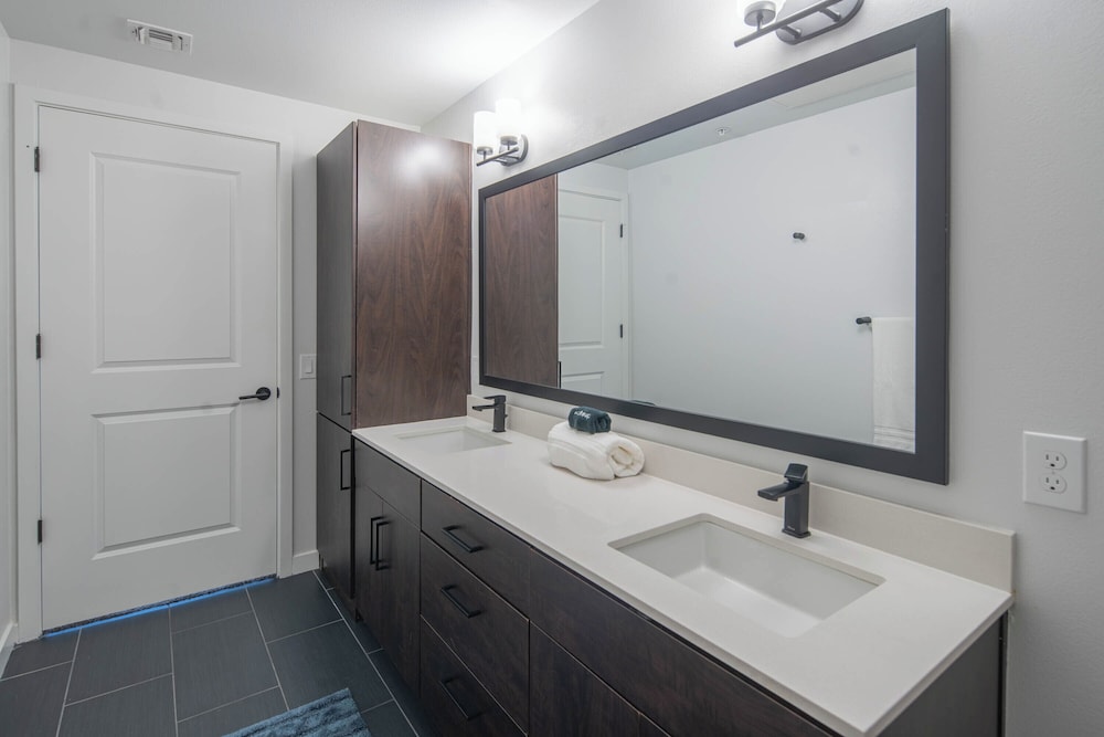 ROVE LIVING/KB - Trovita Rio