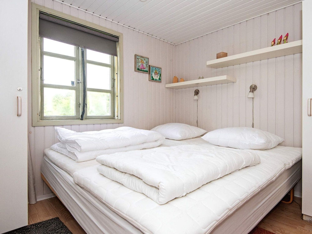 6 Person Holiday Home in Ulfborg view 2