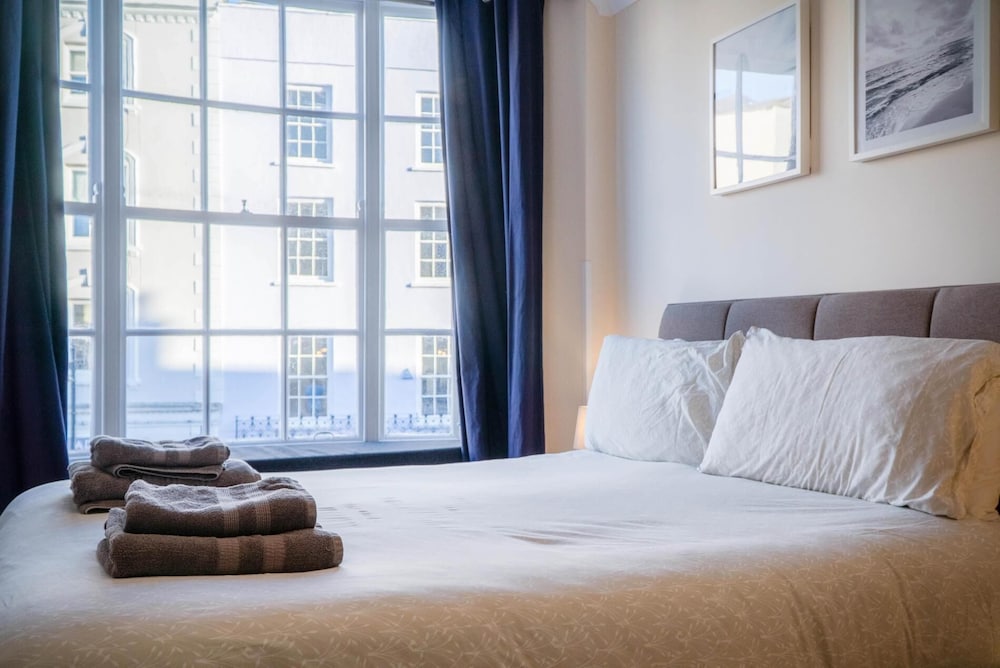 Skokholm Apartment - 3 Bedroom Apartment - Tenby