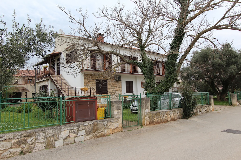 Apartments Rosanna 2