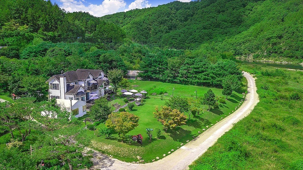 Star Sonata Pension