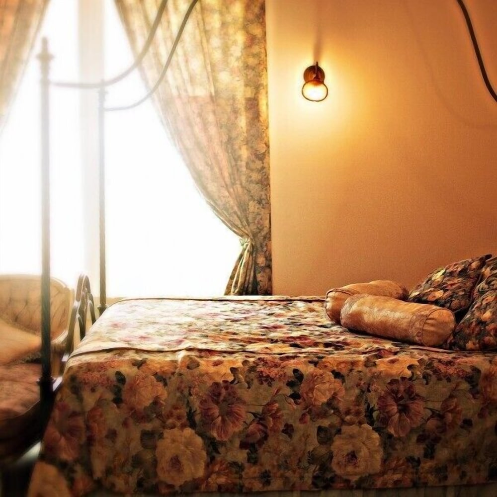 The Glenmary Inn