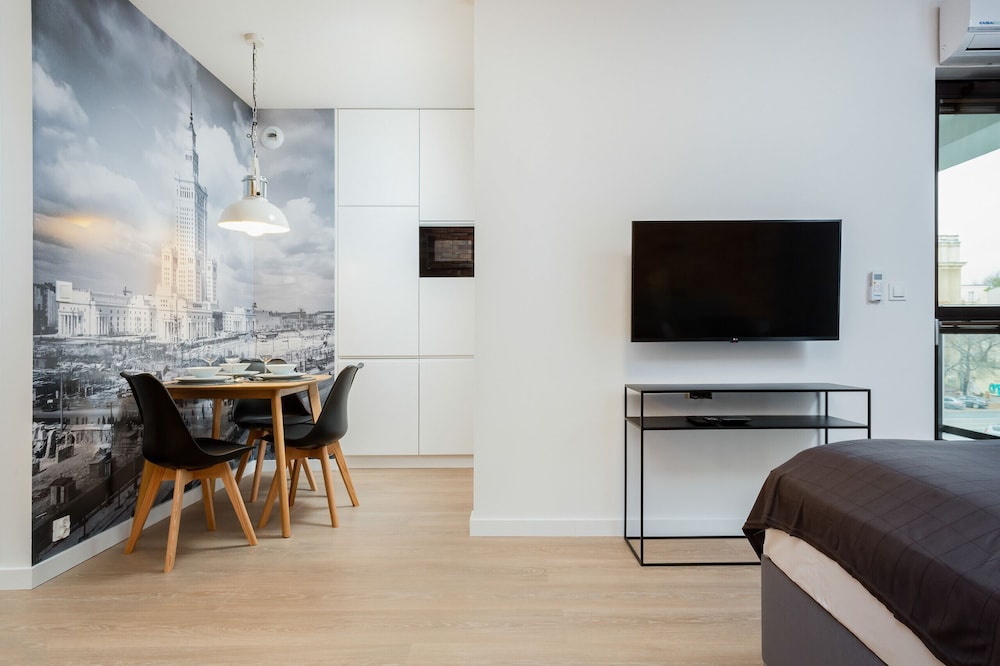 Apartments Warsaw Wolska by Renters view 2