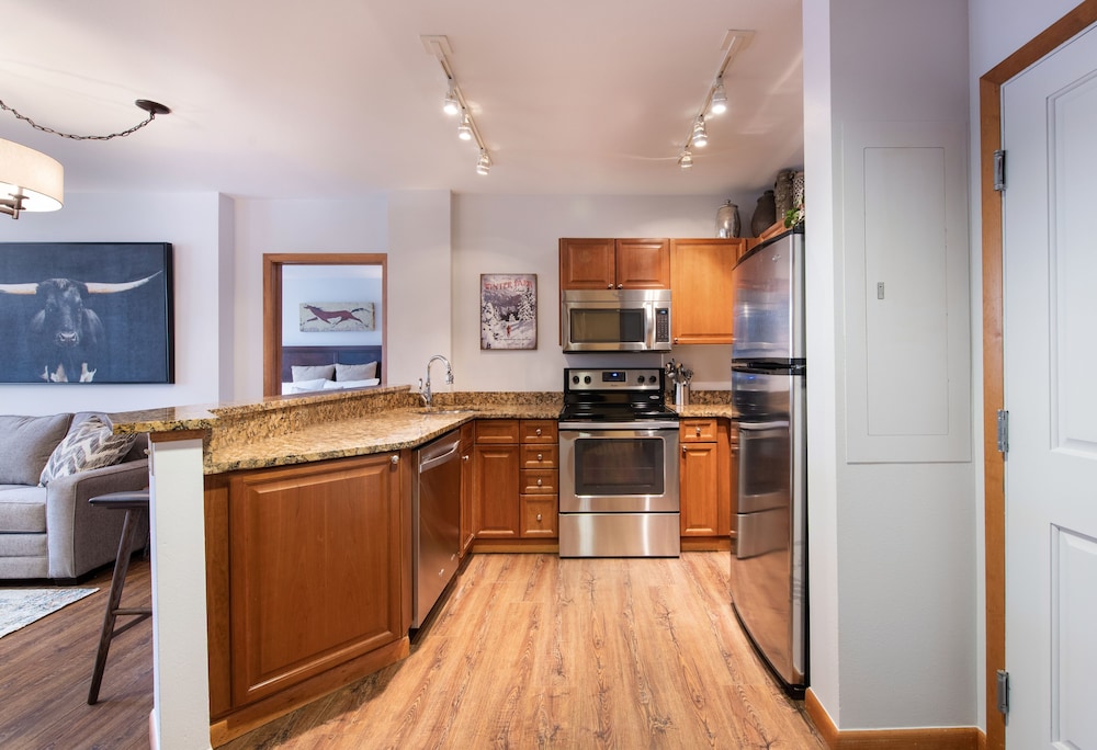 Zephyr Mountain Lodge - Winter Park Vacation Condos