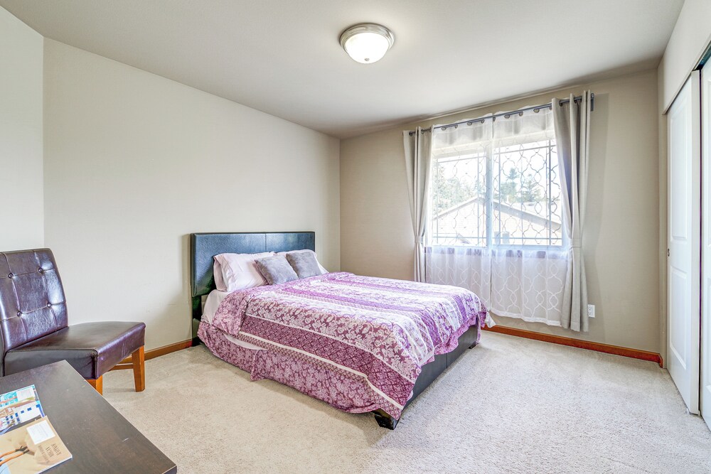 Family-friendly Home w/ Patio & Garden in Everett! view 4