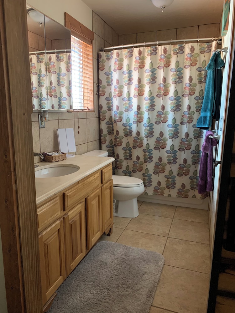 Beeline Guest House