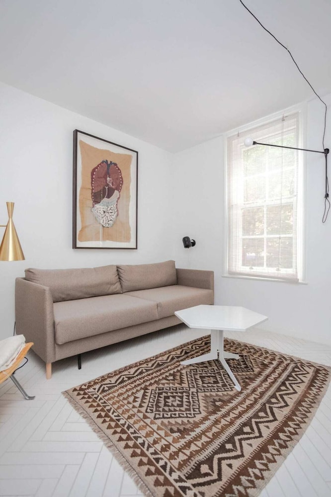 Stylish and Unique 1 Bedroom Flat in Shoreditch