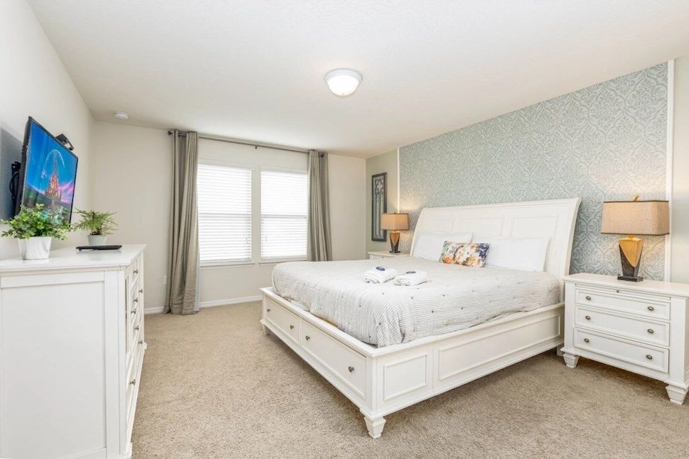 Family-friendly 5br Retreat Splash Pool + Resort Amenities + No Rear Neighbors 5 Bedroom Townhouse