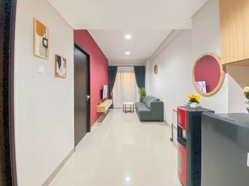 Elegant and Comfortable 1BR at Patraland Amarta Apartment
