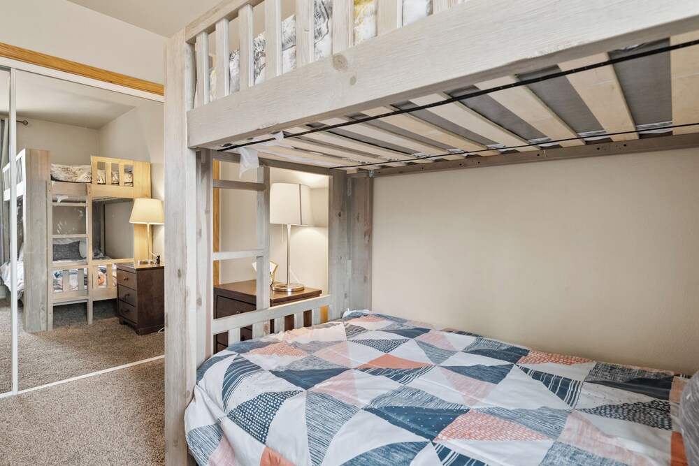 Rocky Top Retreat