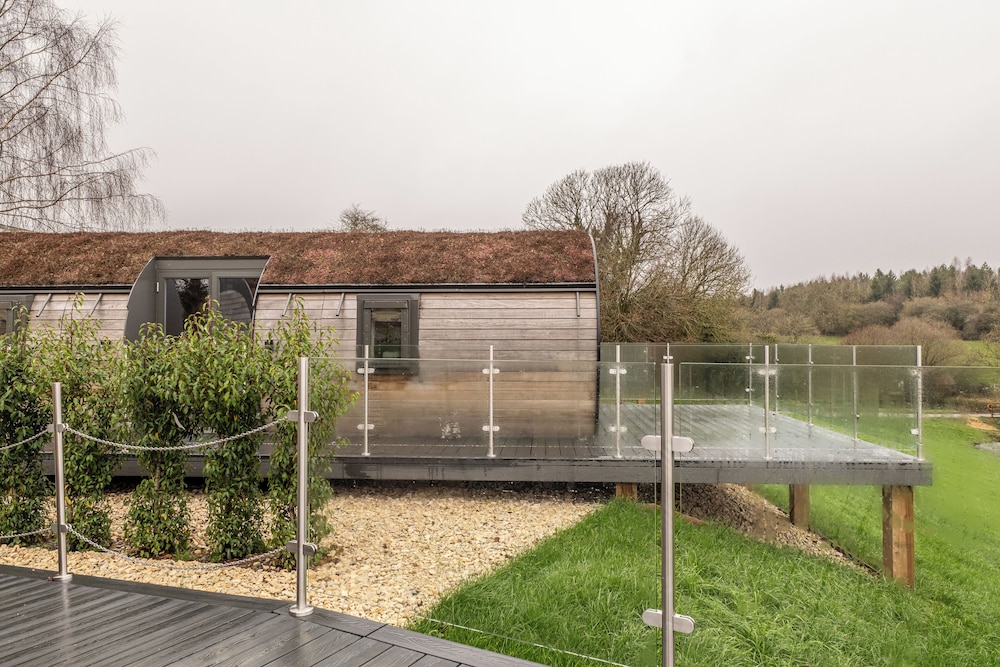 Stunning EcoRetreat Pods in Old Chalford