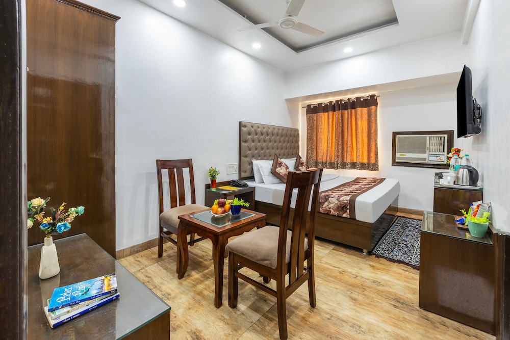Hotel Kabeer New Delhi Railway Station