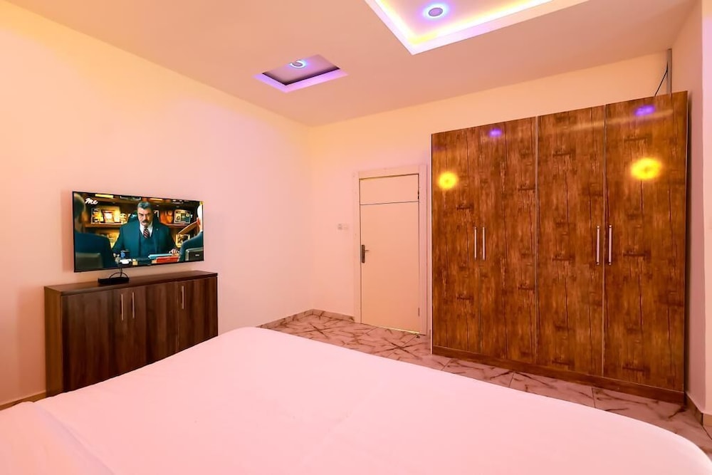 15 Sule Olusesi Rd view 2