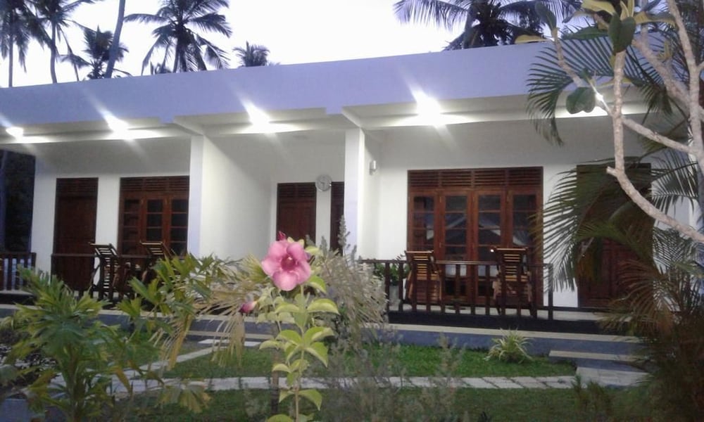 Sea Glow -Tangalle
