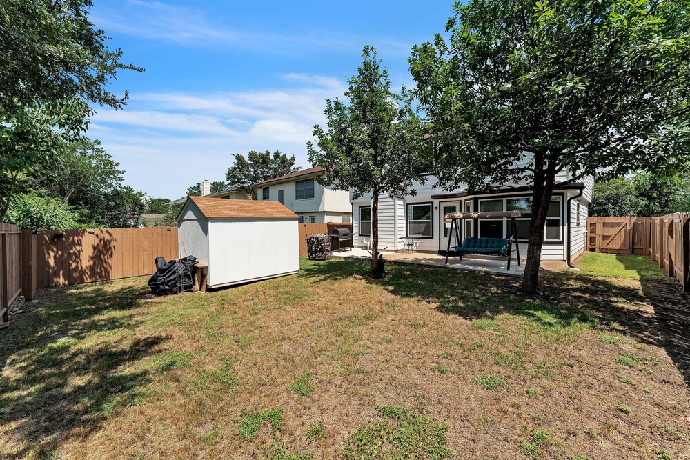 Prime Round Rock, Tx Getaway 4 Bedroom Home