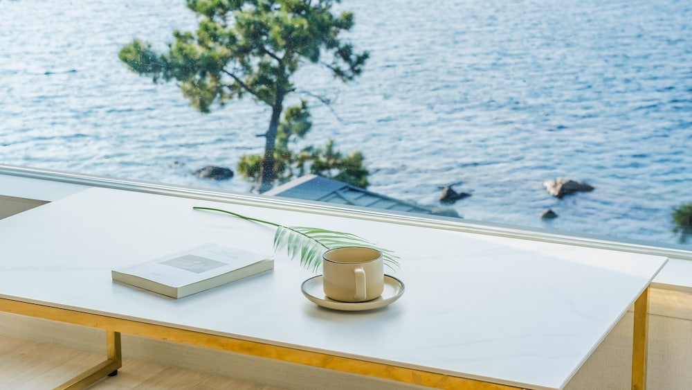 Geoje Daol Pool Villa Pension