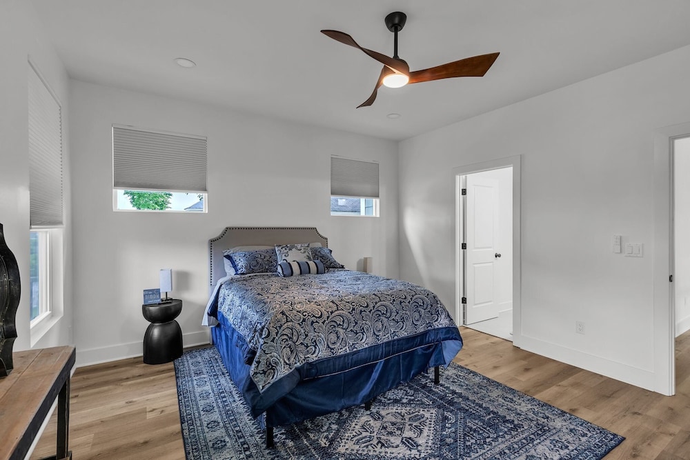 Brand-new 4br Unique Design Near Downtown Indy 4 Bedroom Home