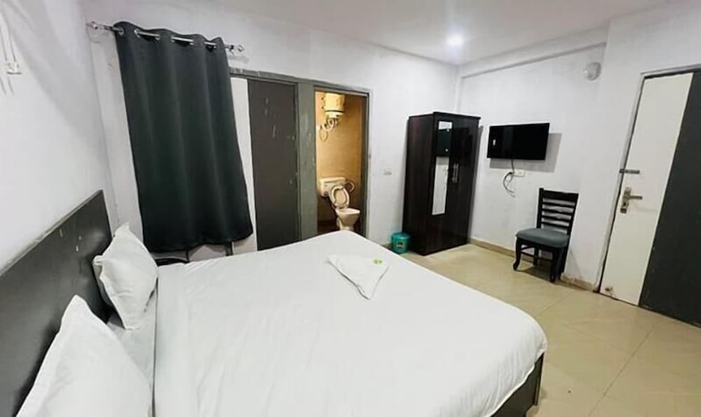 Fabhotel Jaipahari Palace