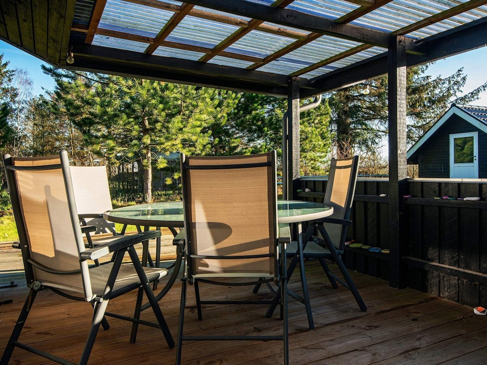 8 Person Holiday Home in Glesborg