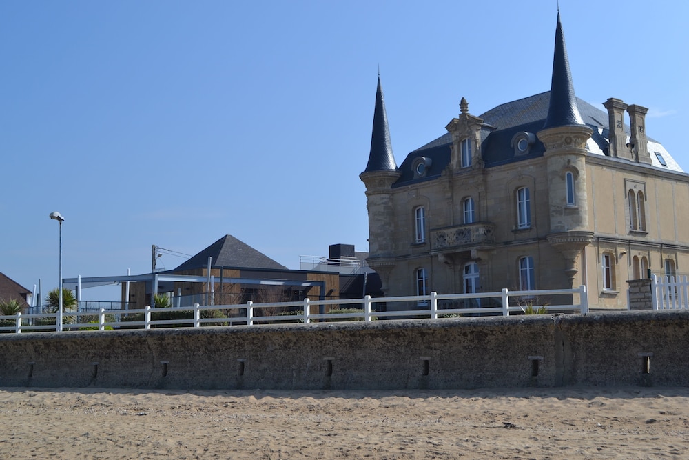 Photo 10