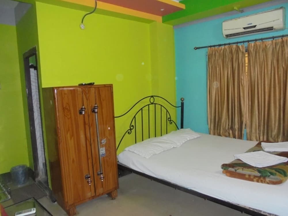 Sheelas Guest House & Restaurant view 4