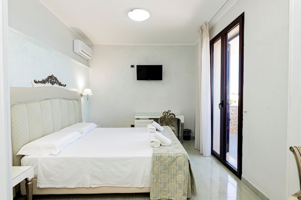 Hotel Alba