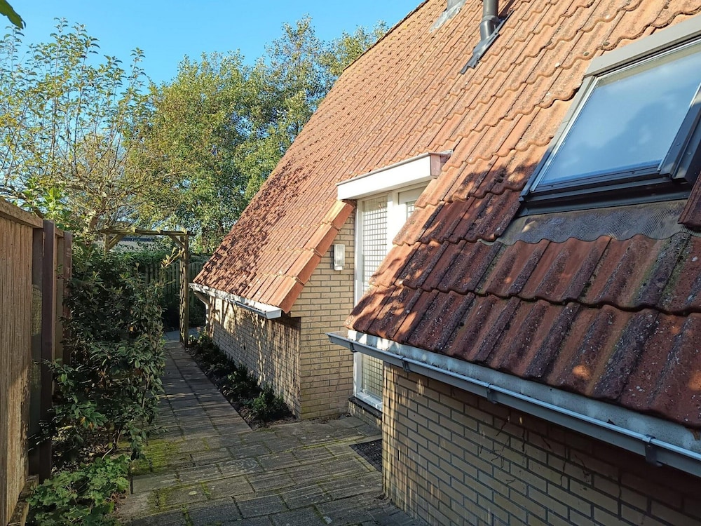 Cozy Holiday Home in Sint Maartenszee