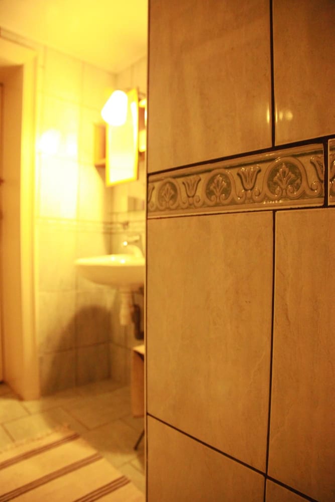 Brussels Vacations - Guest House Heysel Atomium - Property Image 11