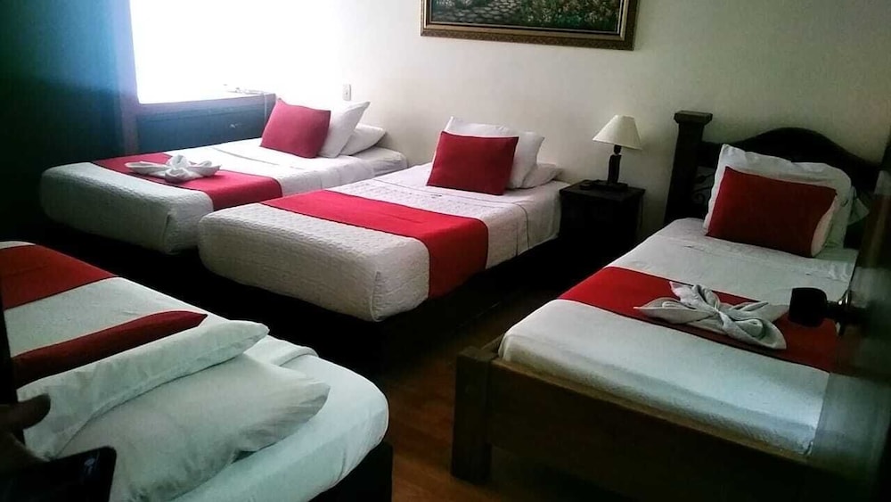 Casa Hotel La Estancia