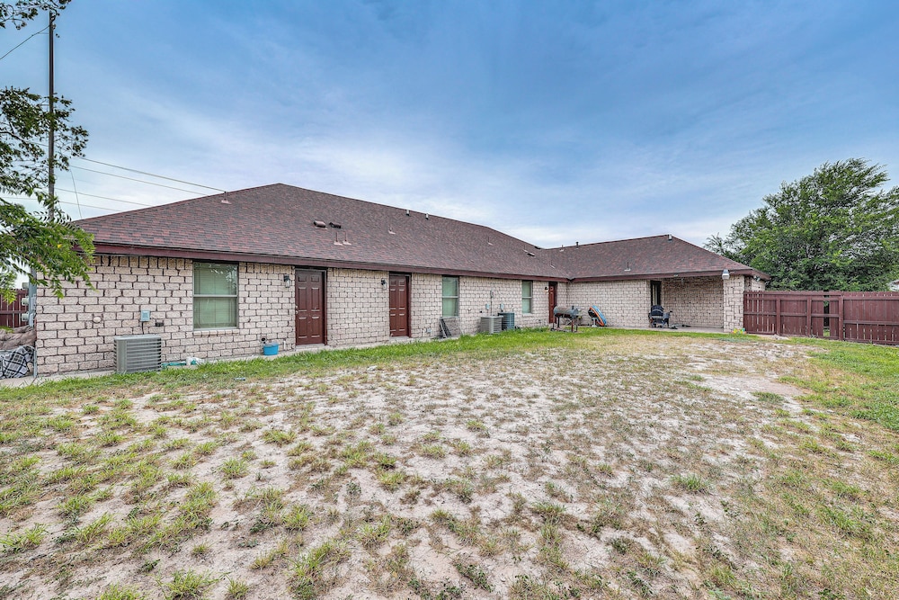 Near Utrgv & State Park: Cozy Mission Unit