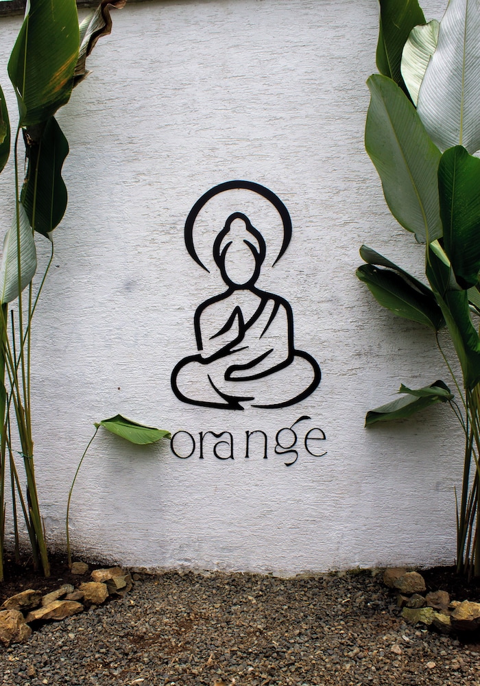 ORANGE