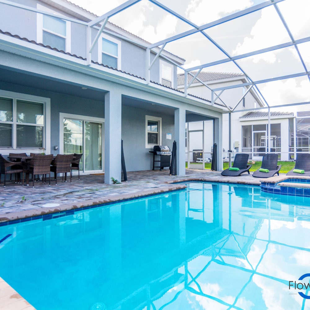 Fancy Family Home at Championsgate Chg101 view 4