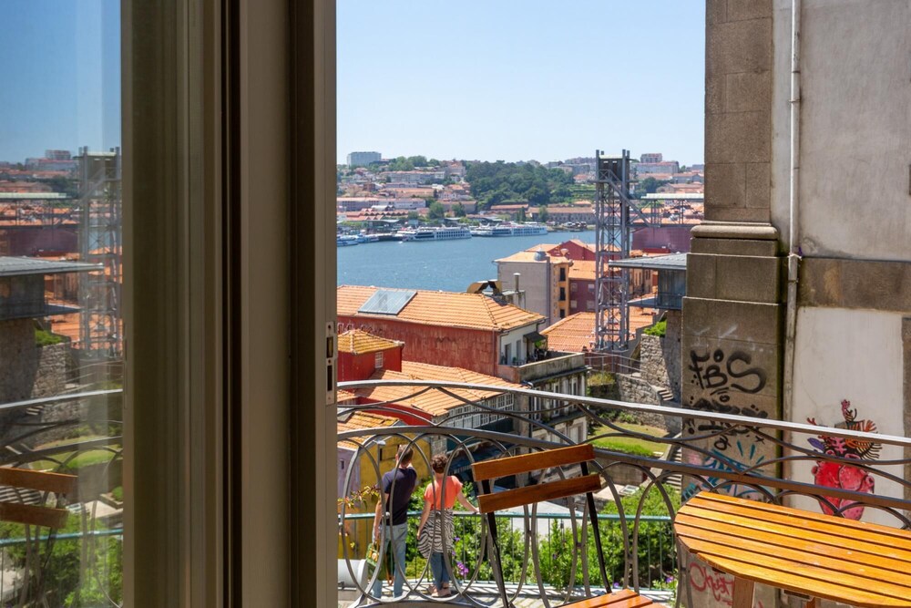 Feel Porto Code al Apartment 0 1 view 4
