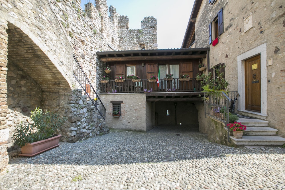 Casa Di Luce view 2