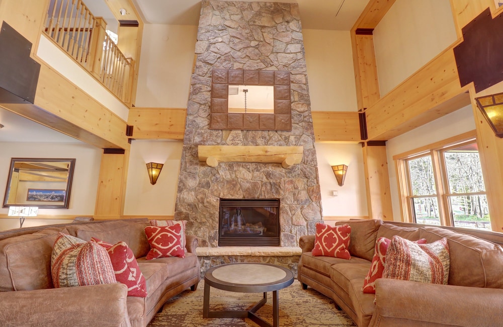 SkyRun Vacation Condos Copper Mountain Resort