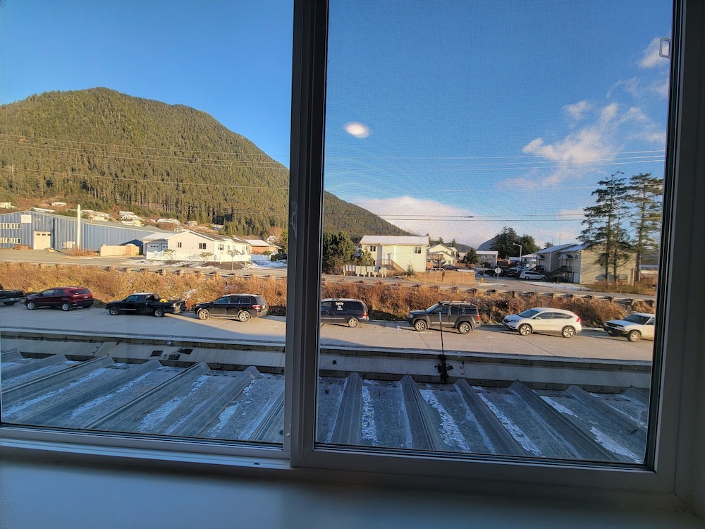 Eagle Bay Inn