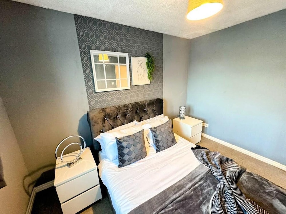 Ashford Blissful Retreat Modern 3-bed House