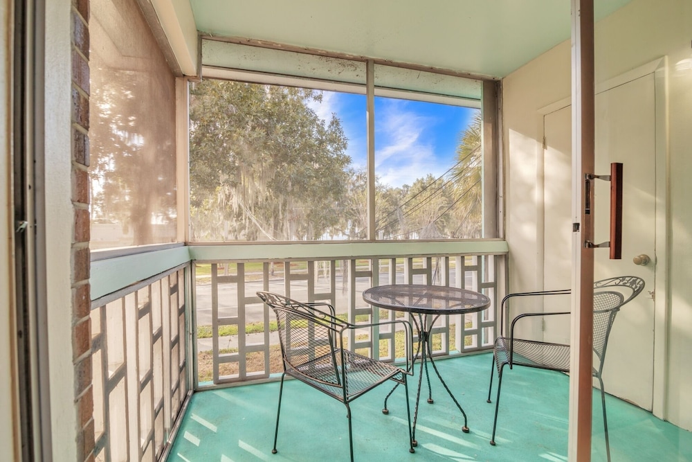 Charming 1br Apt In Eustis! 1 Bedroom Apts by RedAwning view 4