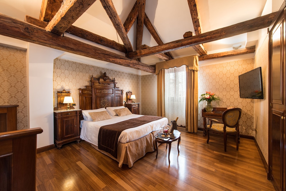 Palazzo Bembo - Exclusive Accommodation