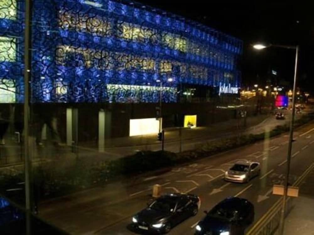 Leicester Vacations - Showcase Apartments Kimberley House - Property Image 25