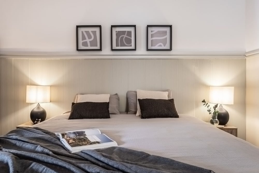 Sofia - 4 Bedrooms and Balcony in O Donell