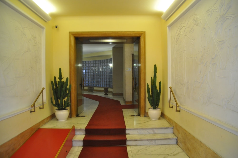 Domus Cavour Guest house