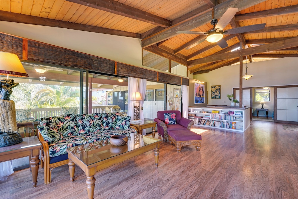 Hale O Aloha Handicap Accessible Gem in Kona!