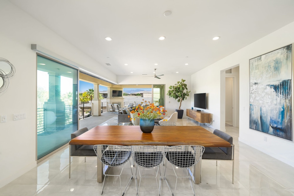 A Luxurious Oasis Experience in Desert Palm