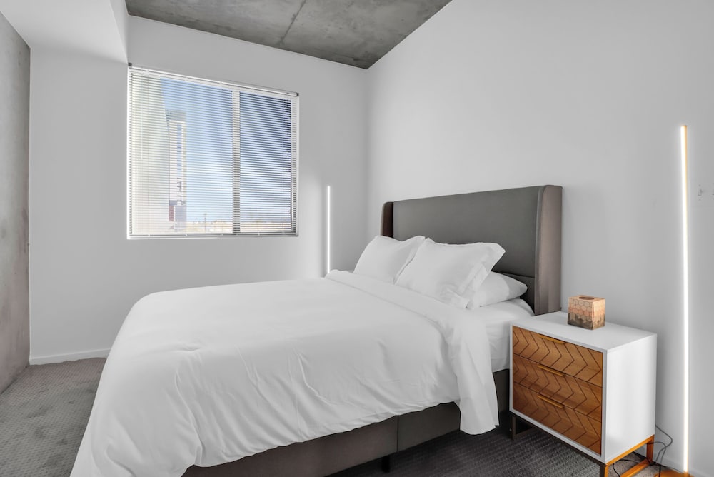 Phoenix Urban Luxury Escape