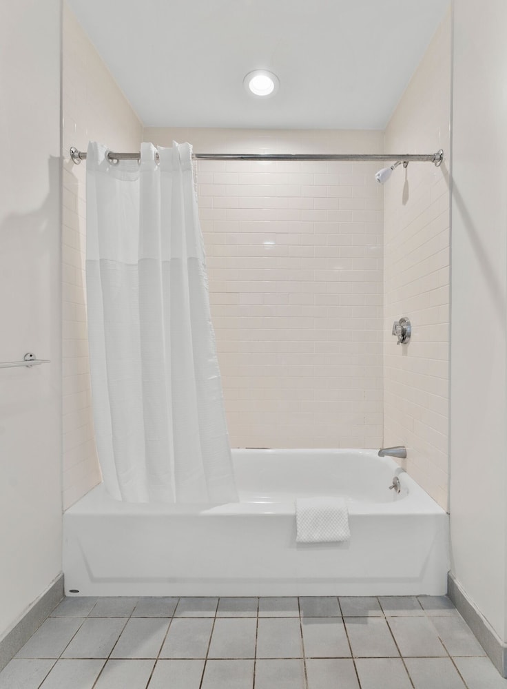 Furnished Apartment near BMC
