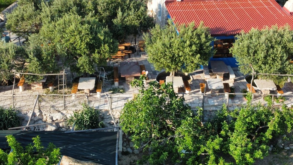 Kamp Miočić