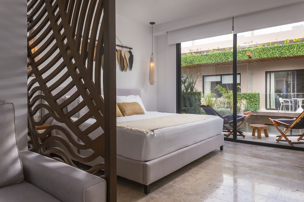 Menesse PH view 3