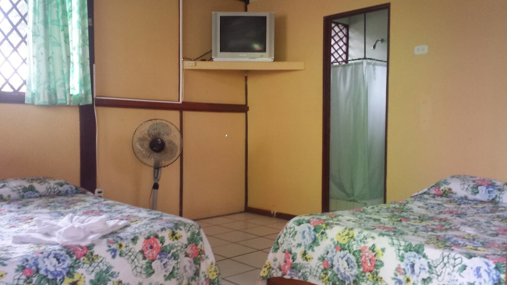 Yare Jungle Lodge
